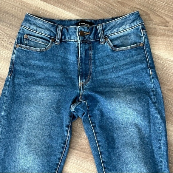 TAHARI KELLY Classic Skinny Blue Jeans Women Size 2/26 - Picture 1 of 10